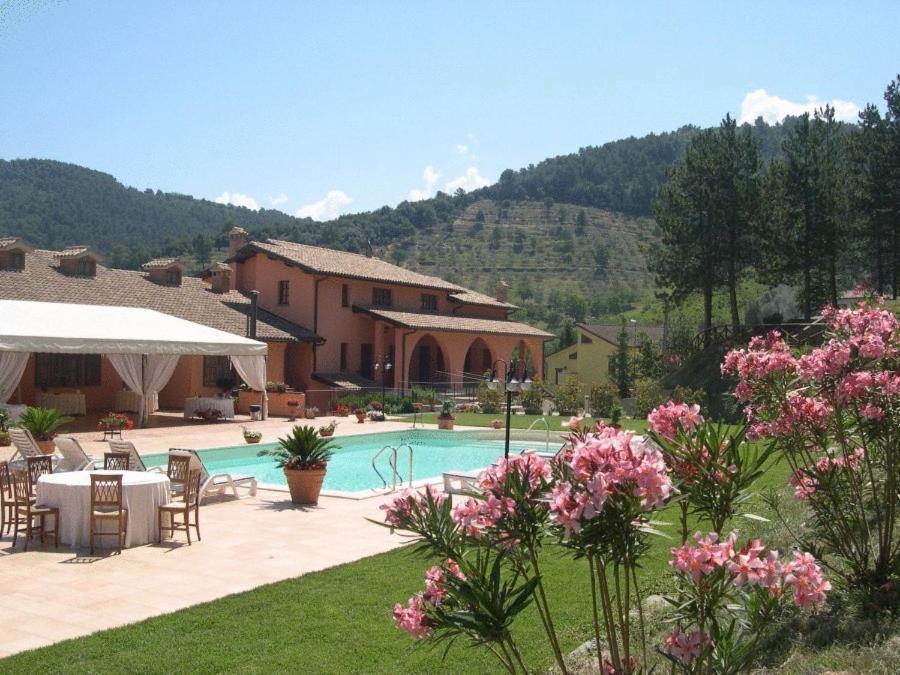 Hotel La Fattoria San Giovanni Di Baiano 外观 照片