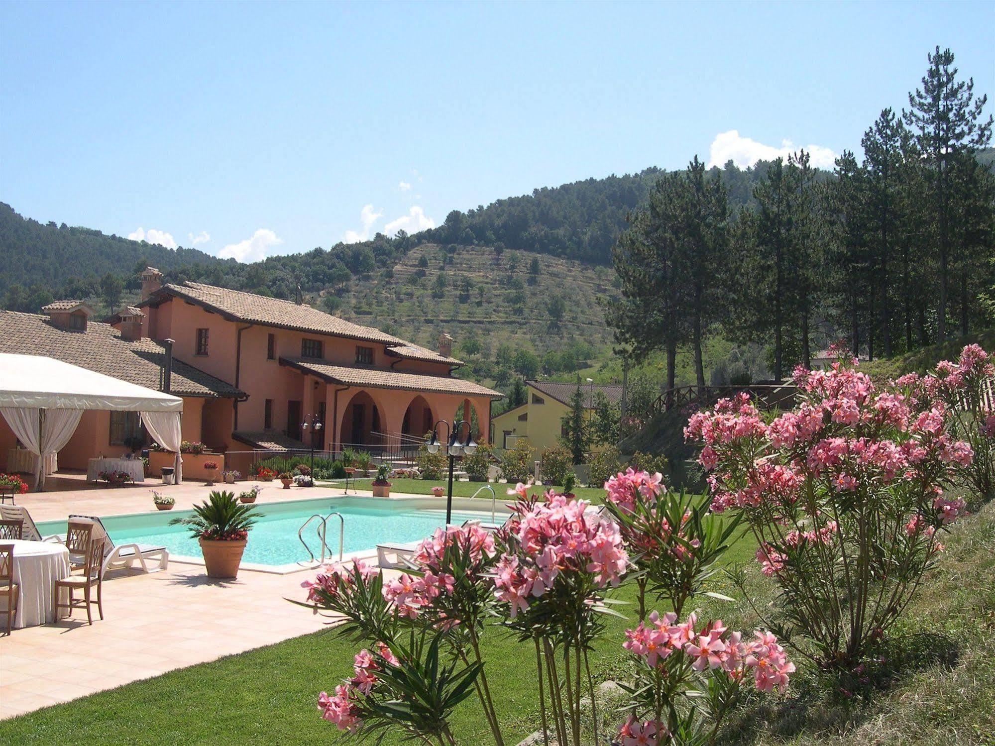 Hotel La Fattoria San Giovanni Di Baiano 外观 照片